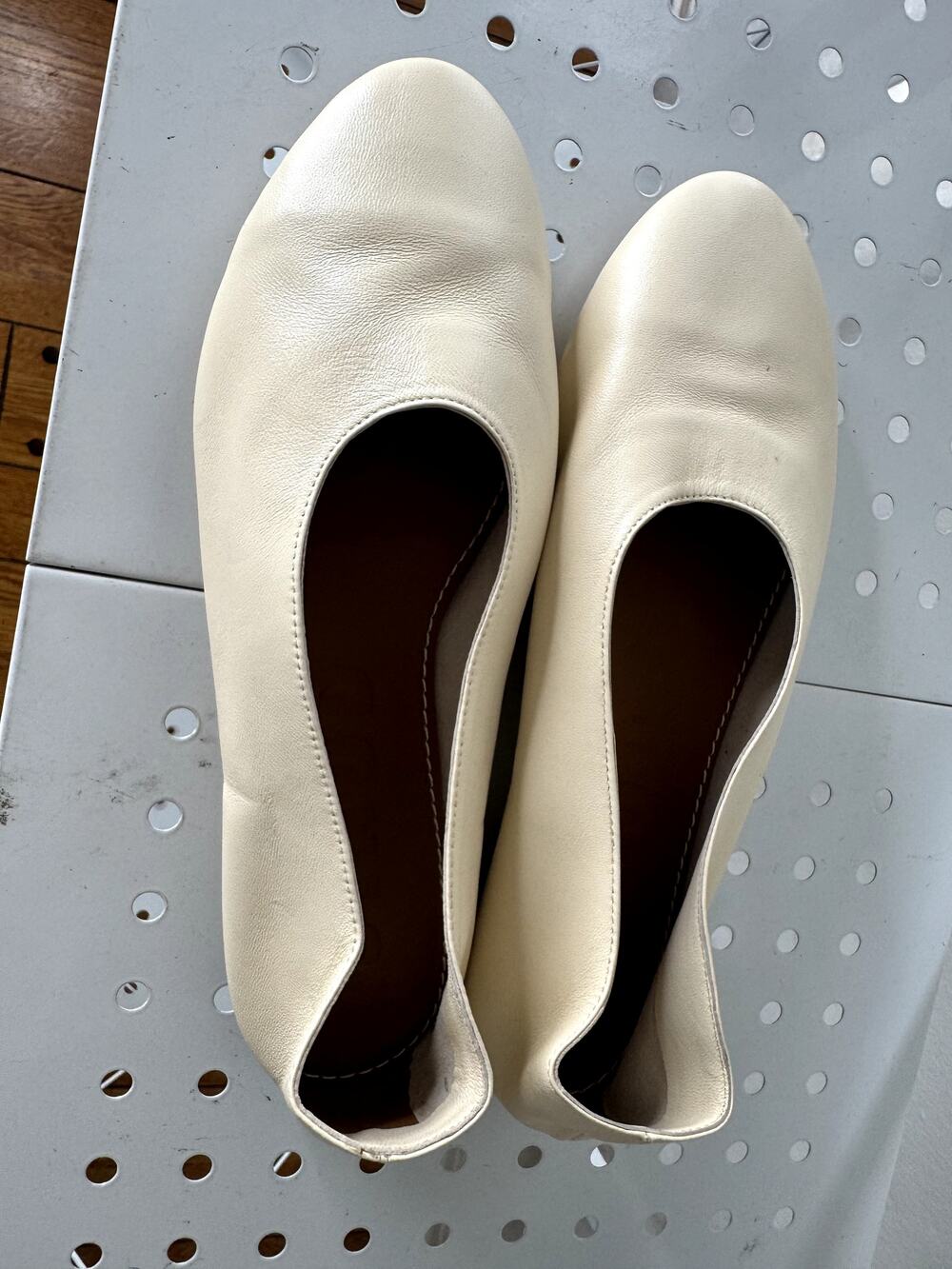 STAUD Cream Leather Ballet Flats